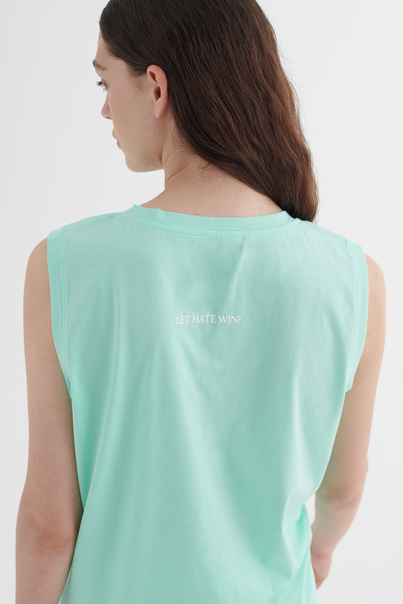 aquamarine